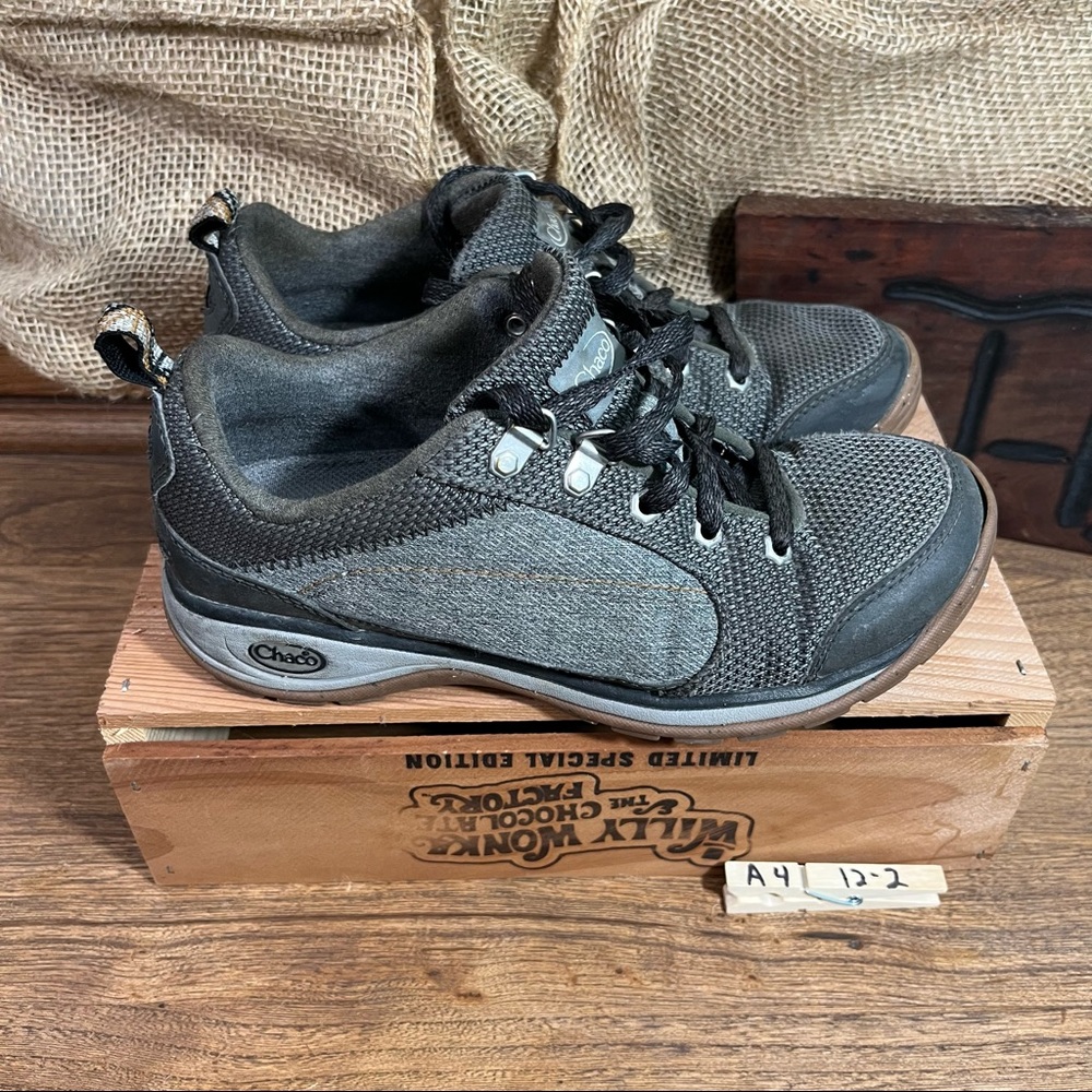 Chaco Kanarra Hiking Comfort Shoes Gray Low Top Outdoor J105848 Women's 6 1/2.